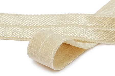 Бейка 15 мм блискуча, еластична молочний 6315-15-105/091