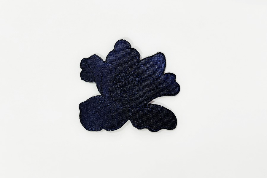 Термоаплікація 70х79 мм на силіконі синій темний