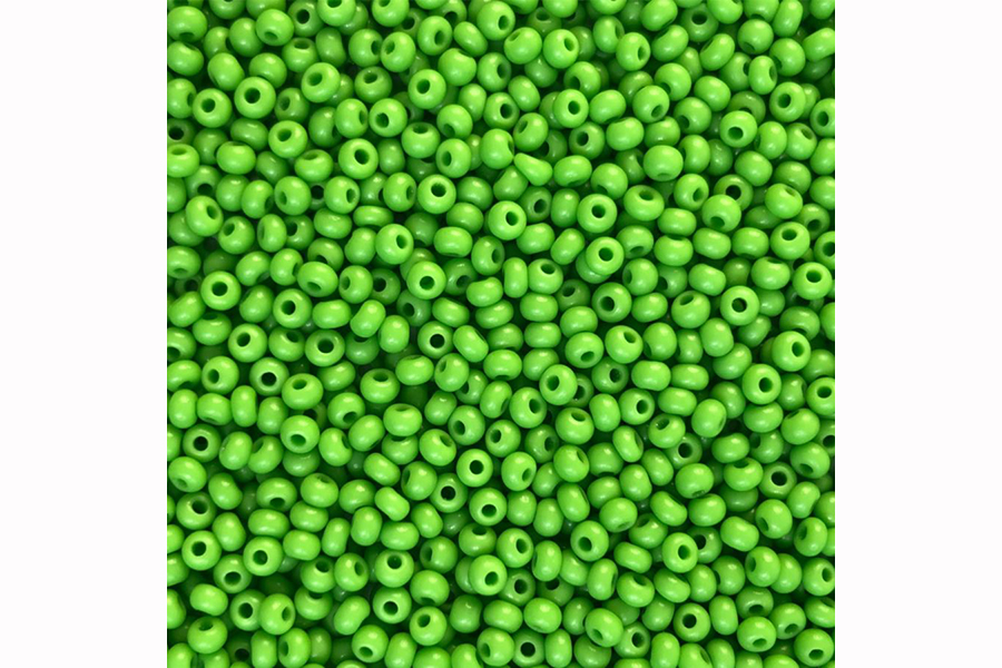 Бісер Preciosa 53230 №10 непрозорий натуральний зелений світлий 2,3 мм