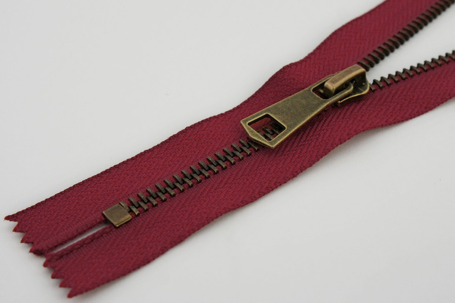 Блискавка MH Тип 5, нероз'ємні червоний яскравий 18 см 5MCE-018-519-bronz