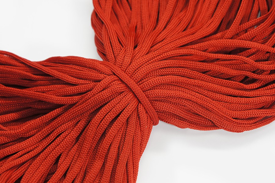 Шнур 4.0 мм для взуття 1-36 червоний