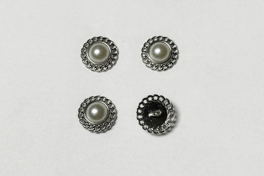 Гудзик на ніжці 18 мм Mertbutton нікель UTS-63