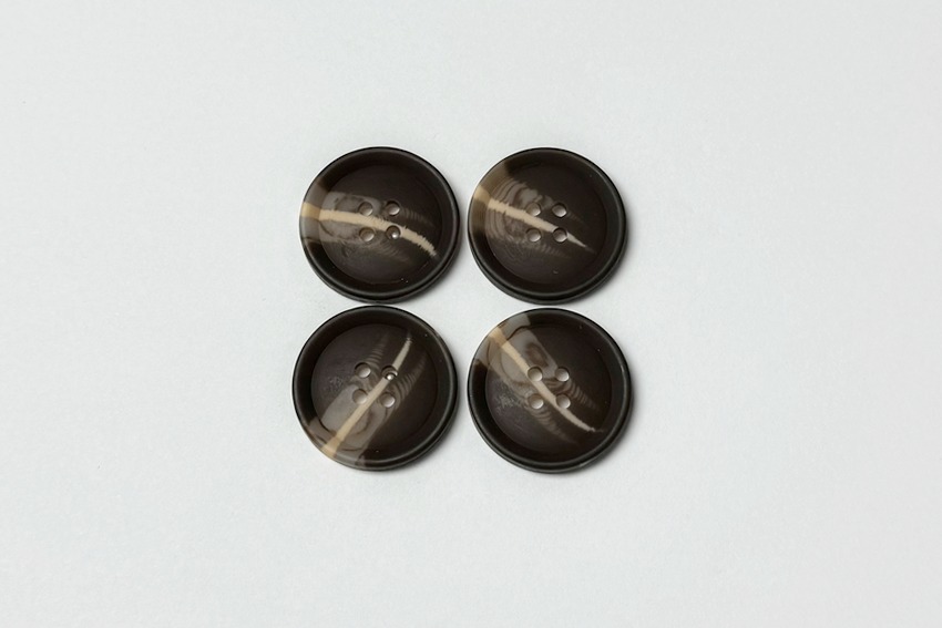 Гудзик Mertbutton класичний шоколадний 25 мм 4 отвори