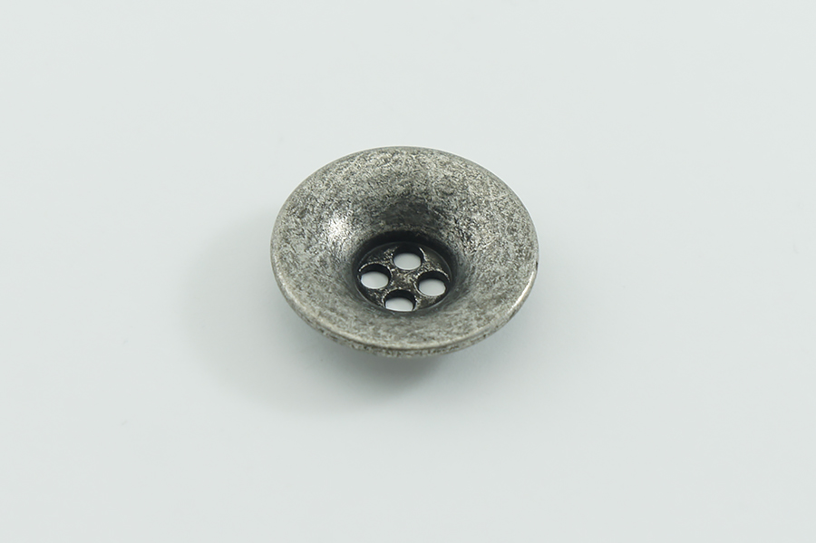 Гудзик 25 мм Mertbutton 4 отвори нікель MTL-63/64 MTL-64-40-nik