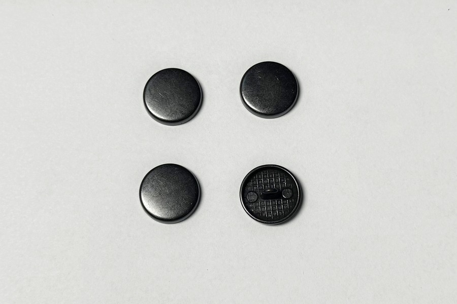 Гудзик на ніжці 18 мм Mertbutton метал чорний CN-26