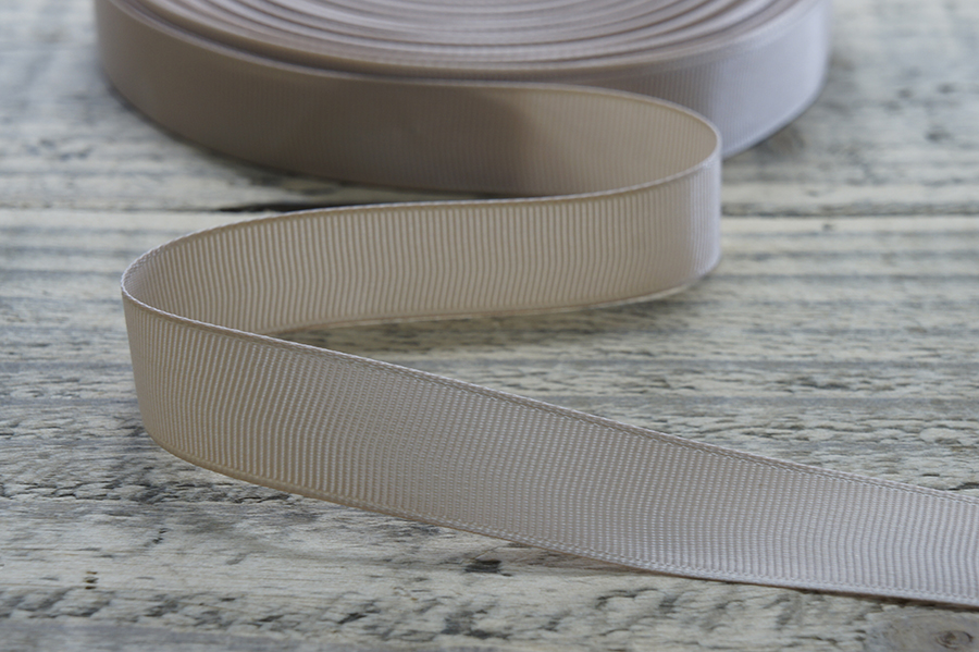 Тасьма 15 мм MH бежевий