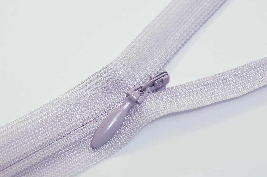 Блискавка YKK Тип 2 бузковий блідий 60 см