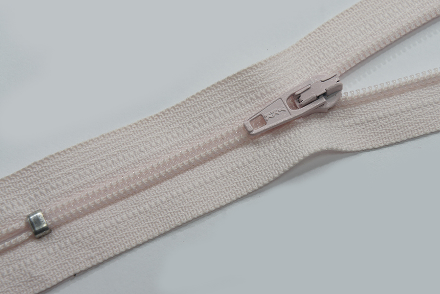 Блискавка YKK Тип 3 рожевий світлий 18 см