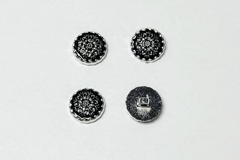 Гудзик на ніжці 17 мм Mertbutton металізований чорний BR-652-28-000/silver