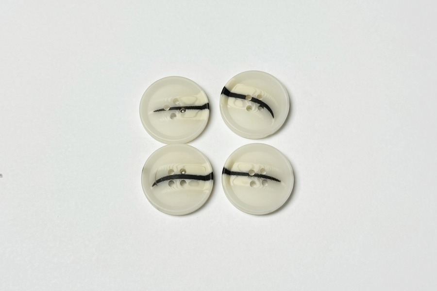 Гудзик Mertbutton класичний молочний кремовий 25 мм 4 отвори