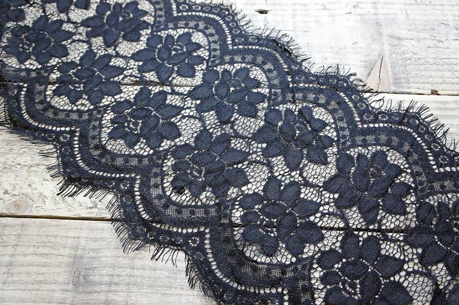 Мереживо шантільї 250 мм MH чорний