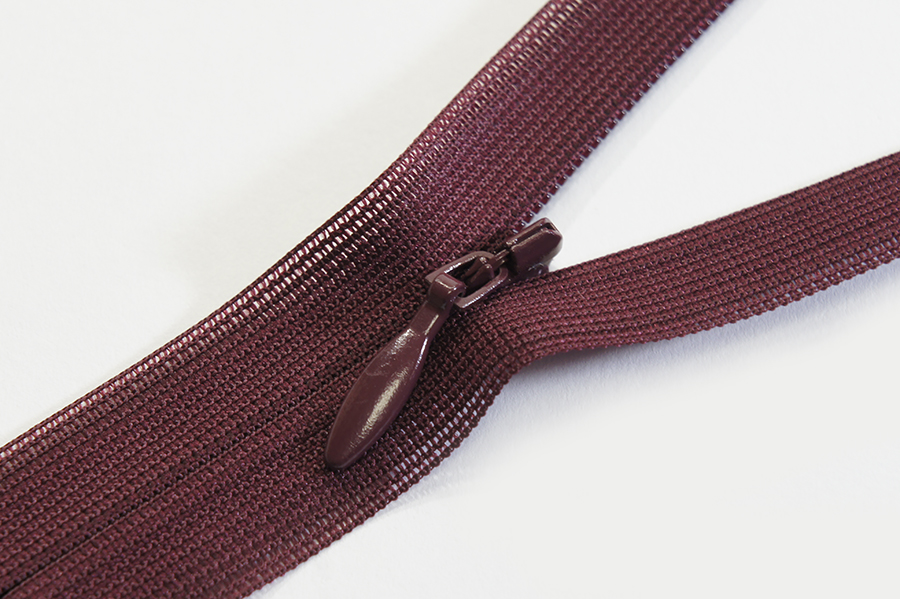 Блискавка YKK Тип 2 бордовий коричневий 20 см