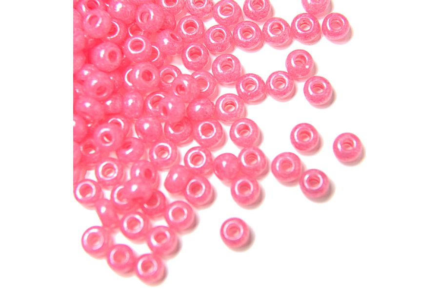 Бісер Preciosa 17398 №10 алебастр кольоровий рожевий яскравий 2,3 мм
