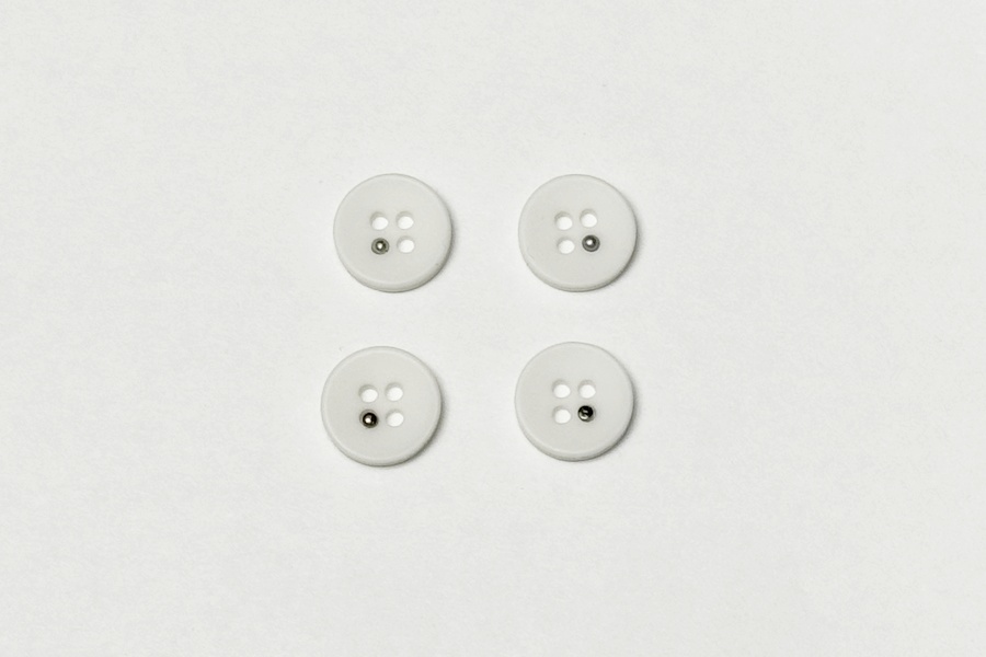 Гудзик 11,5 мм Mertbutton 2 отвори однотонний білий AVR-4-18-9999