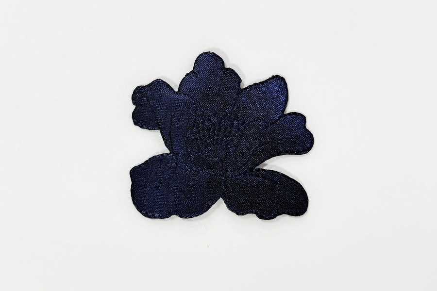 Термоаплікація 40х45 мм на силіконі синій темний