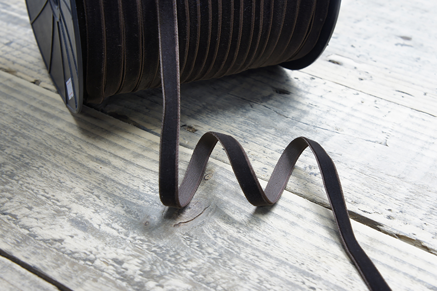 Тасьма 10 мм шоколадний