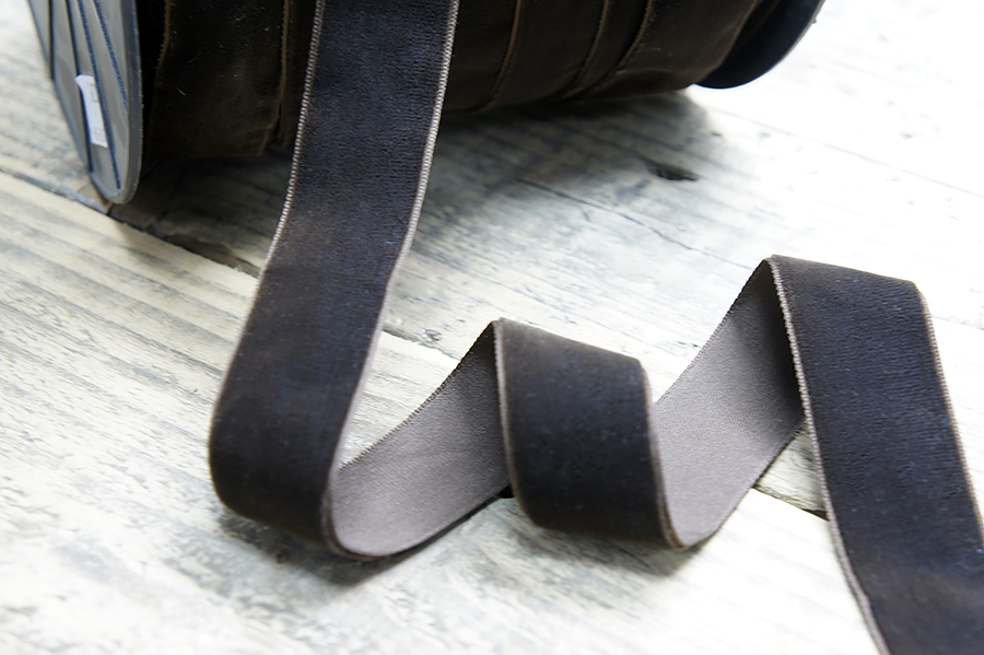 Тасьма 30 мм шоколадний