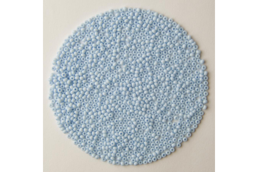 Бісер Preciosa 03232 №10 крейда кольоровий блакитний світлий 2,3 мм