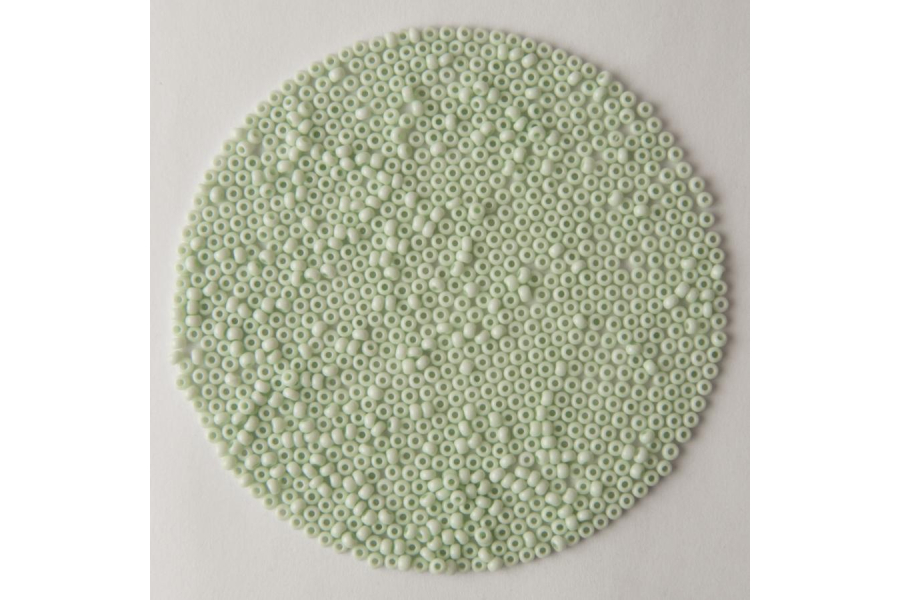 Бісер Preciosa 03262 №10 крейда кольоровий зелений світлий 2,3 мм