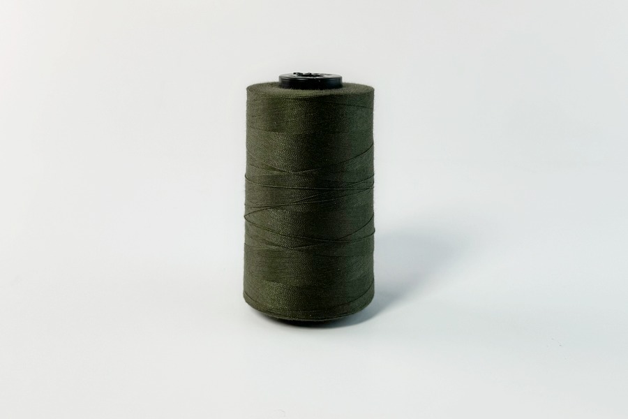 Нитки швейні №20/2 Barva штапельні поліестер 100% болотний темний 2500 м 4069