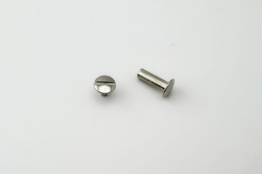 Гвинт 15 мм Castiglioni