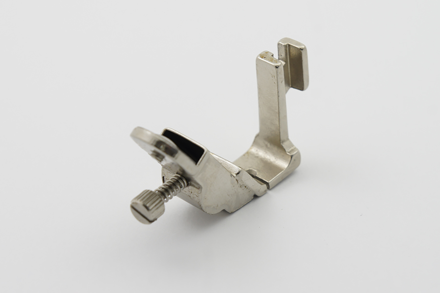 Лапка для еластичної тасьми 6,4 мм S-537