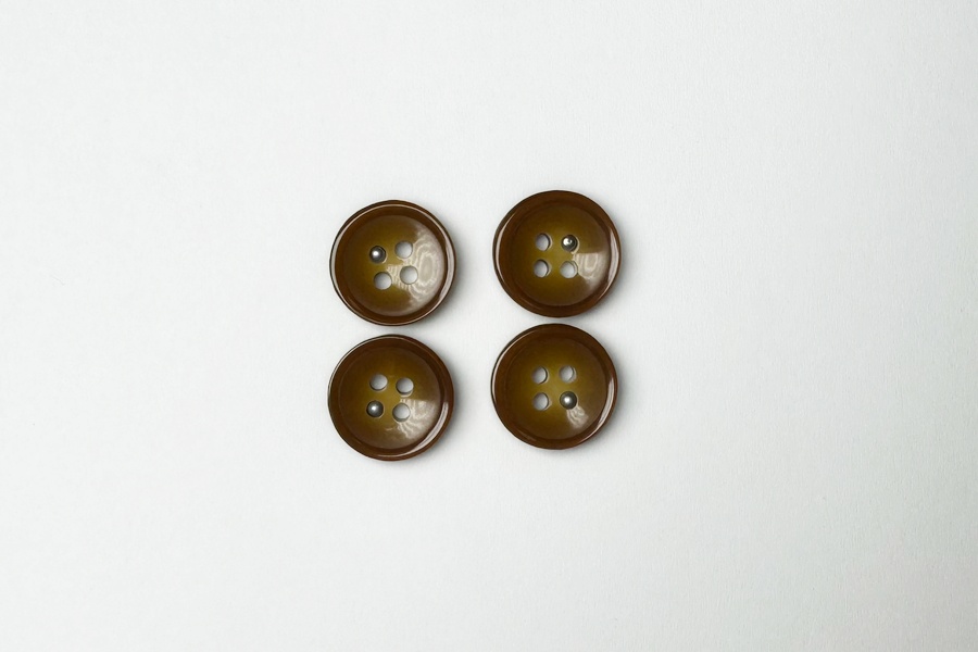 Гудзик 15 мм Mertbutton 4 отвори фактурний коричневий світлий