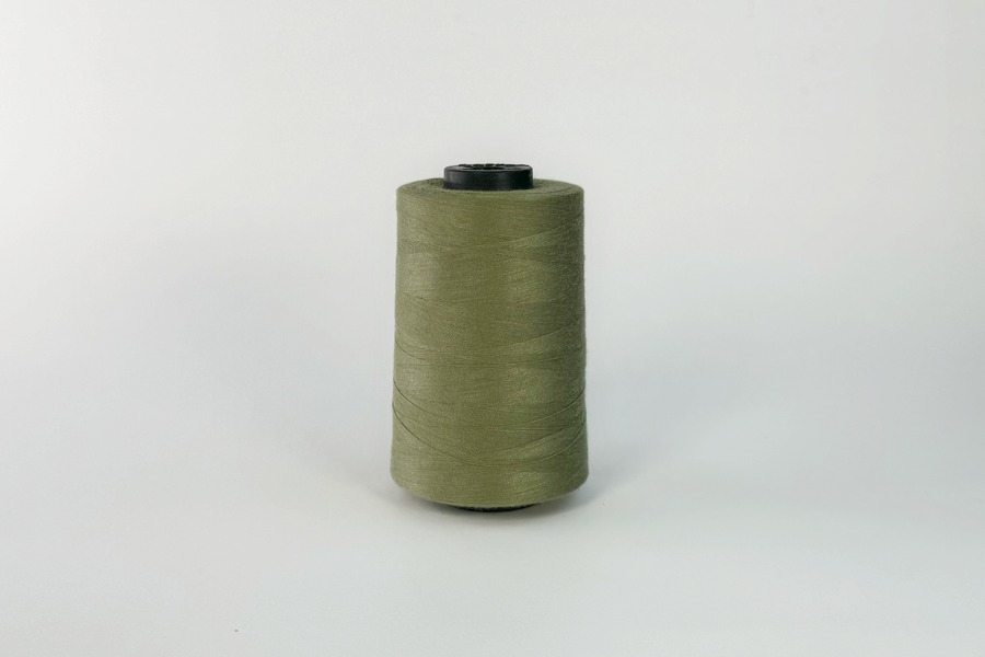 Нитки швейні №28/2 Barva армовані поліестер 100% хакі світлий 2500 м 4017-28/2-2500-Б