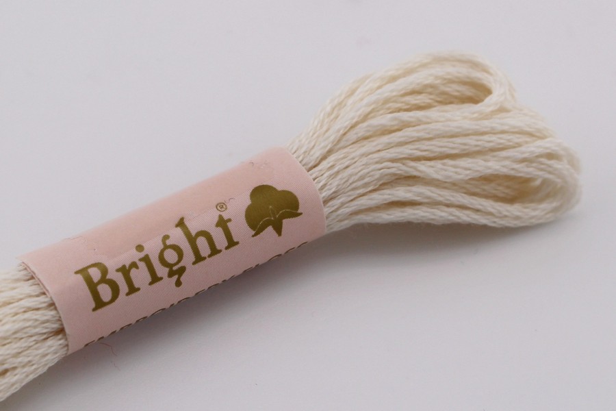 Муліне Bright бавовна молочний 0102