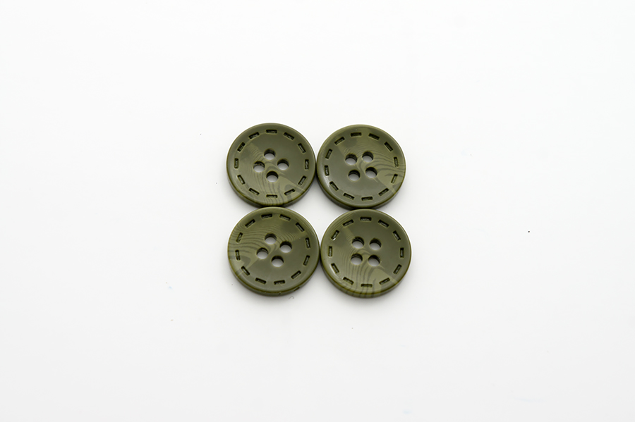 Гудзик 18 мм Mertbutton 4 отвори класичний хакі