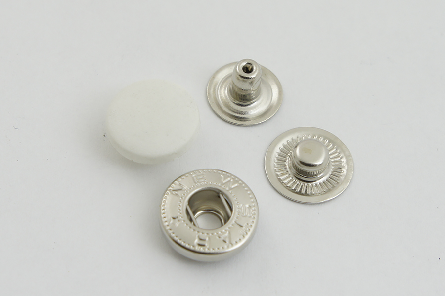 Кнопка 15 мм Alfa з пластиковою головкою NS New Star пробивна білий