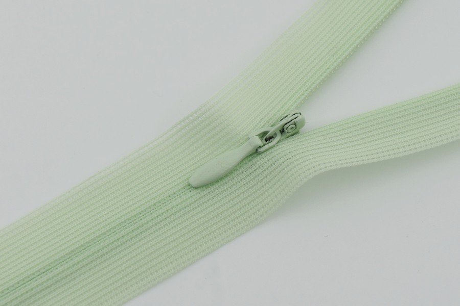 Блискавка MH салатовий світлий 50 см