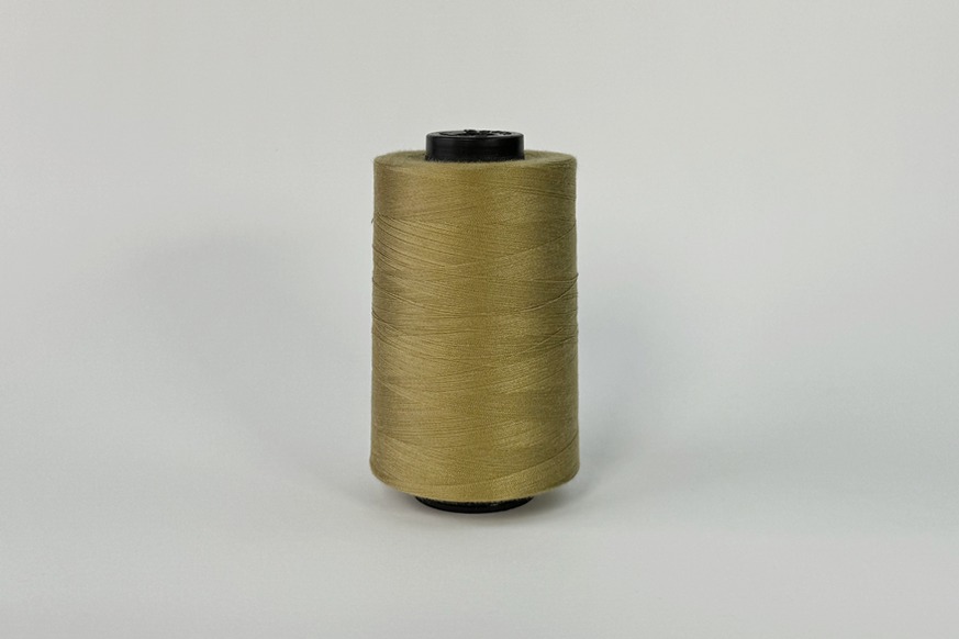 Нитки швейні №20/2 Barva штапельні поліестер 100% бежевий золотистий 2500 м 7007