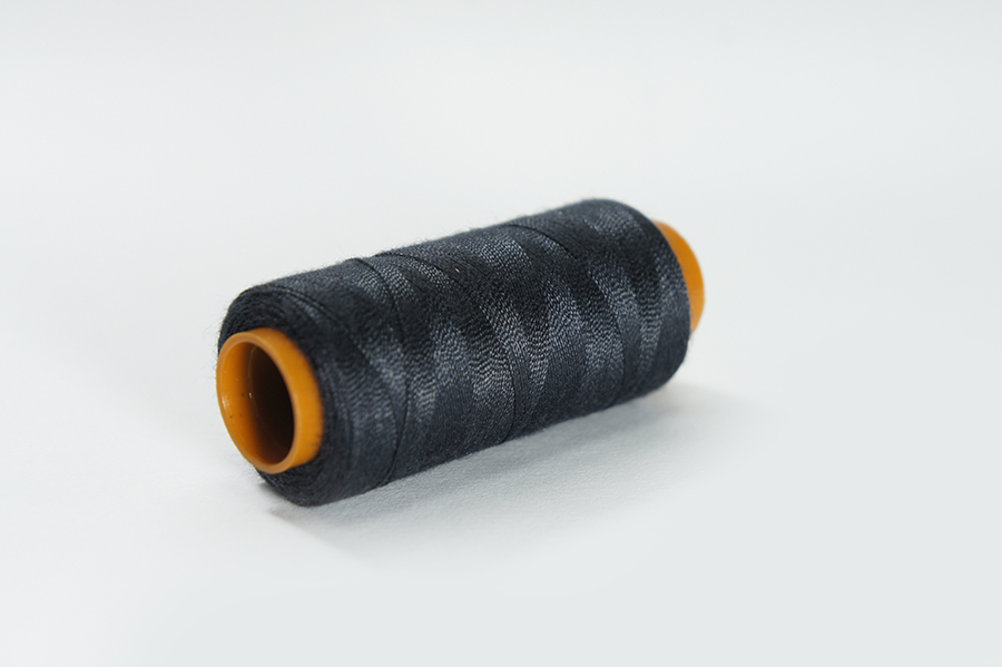 Нитки швейні №28/2 Barva поліестер 100% сірий темний 200 м 2022-28/2-200-Б